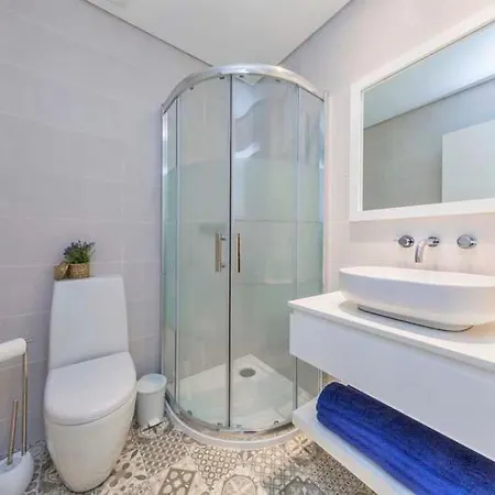 Appartement Sleeps 4 Air Con T696367 *